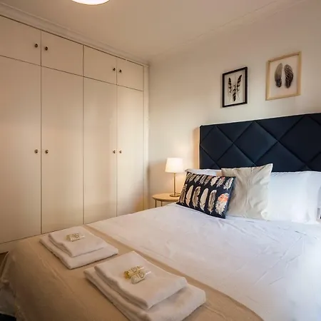 Orange Tree - T3 * Lisbon